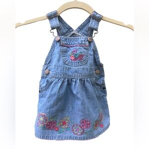 Osh Kosh size 9 mo embroidered jumper